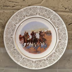 Whittnauer Collectors Guild Collectible Vintage Plate Gold Trimmed