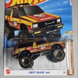  Hot Wheels Chevy Blazer 4x4  3/10  81/250
