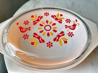 VINTAGE PYREX “FRIENDSHIP CASSEROLE DISH …#043”
