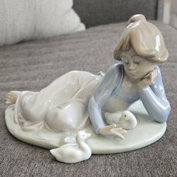 Lladro #5609 Playful Friends, Retired