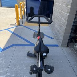 Peloton Exercise bike $500