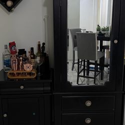 Dining room furnitures , like new