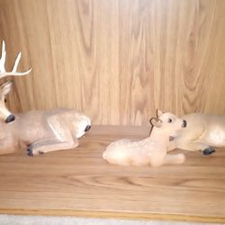 Vintage Home Interior Deer figurines