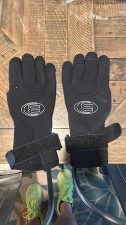 Bare diving gloves