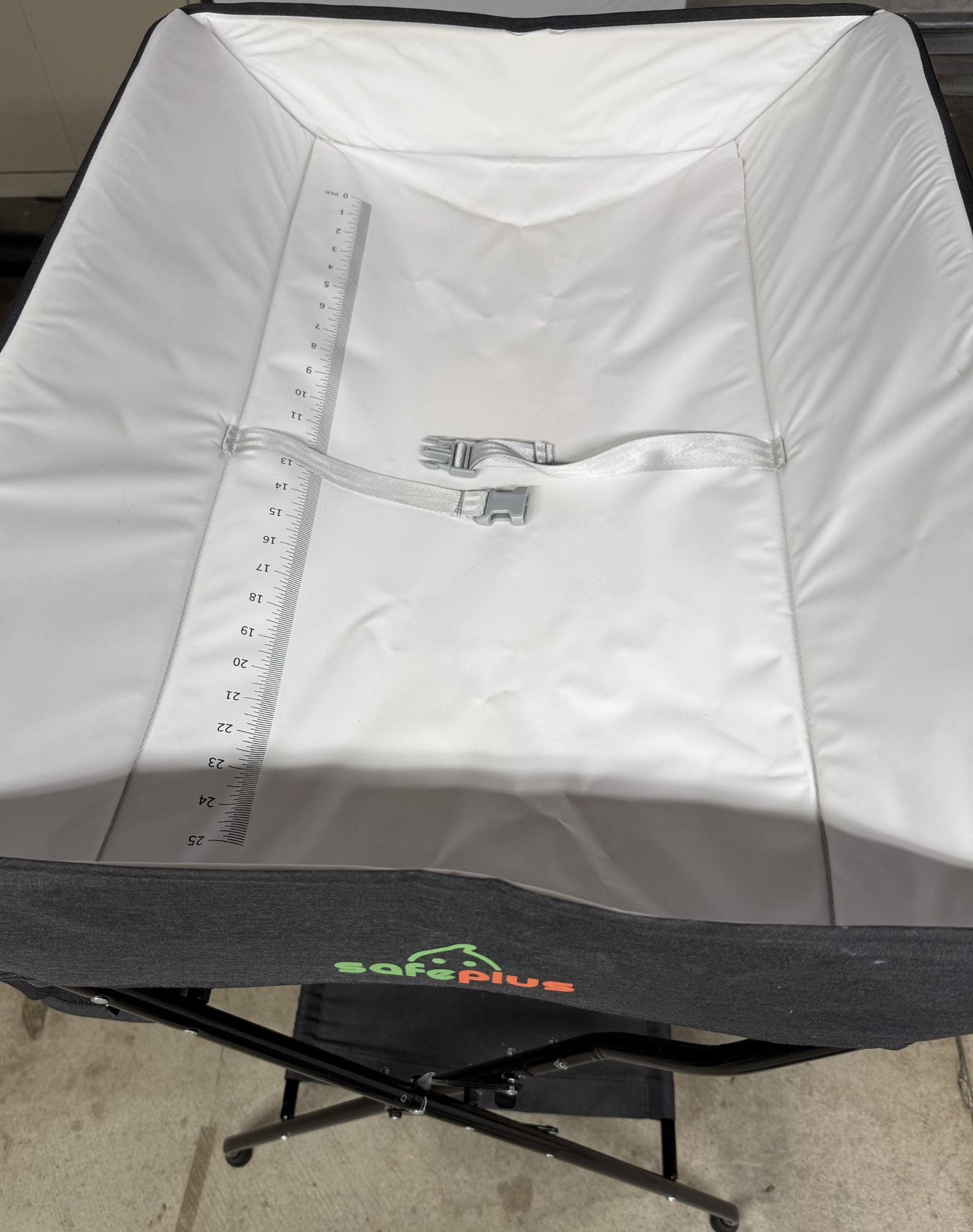 Changing Table - Collapsible