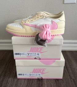 Jordan 1 Retro Travis Scott Shy Pink