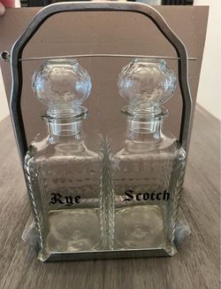 Rye & Scotch Glass Decanter Set with Caddy