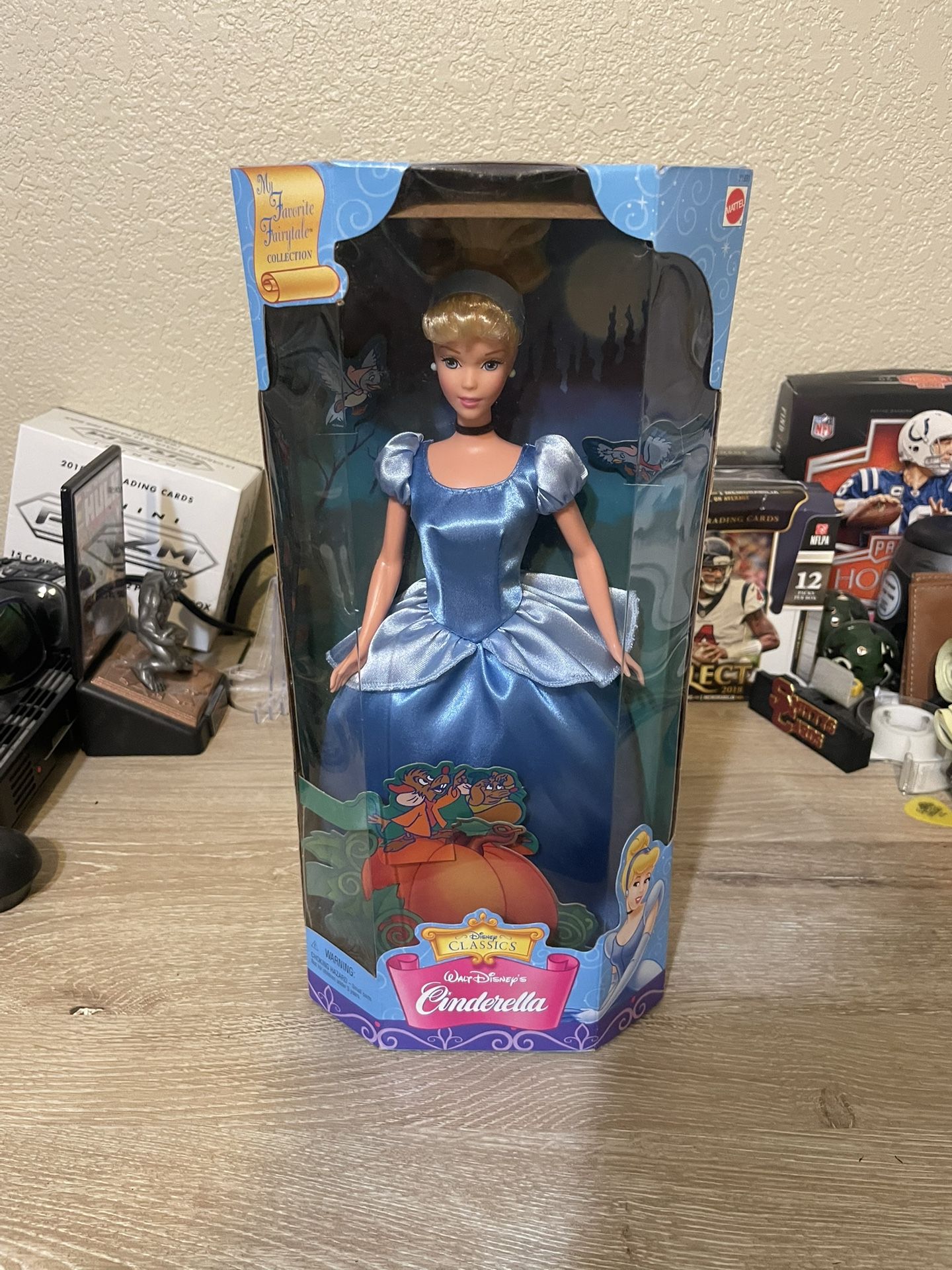 Walt Disney Cinderella Barbie 1998 Never Opened