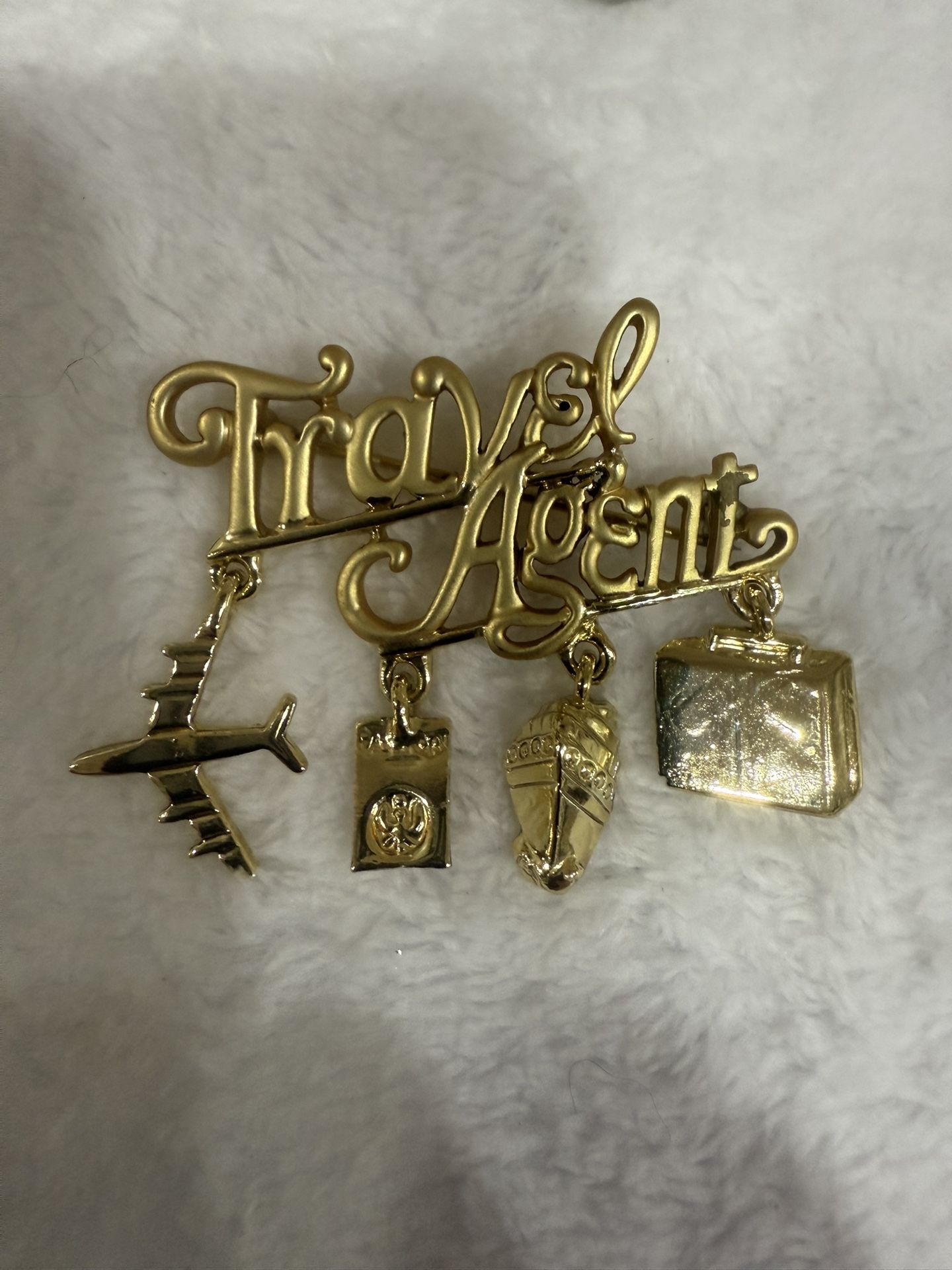 Gold-Plated Travel Agent Airplane Cruise Flight Suitcase Pin Brooch