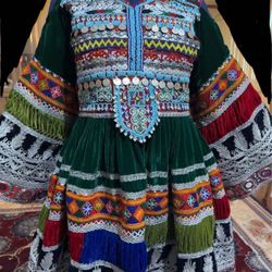 afghan traditional dress