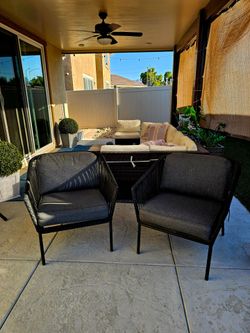 Set of 2 Outdoor Patio Chairs with Cushions