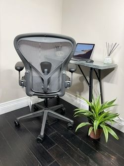 *FREE DELIVERY* NEW HERMAN MILLER AERON CHAIRS - ALL SIZES AVAILABLE