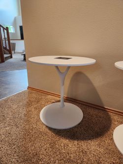 Frost - Wishbone Table 4045 Matt White