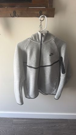 Grey Nike Tech Medium