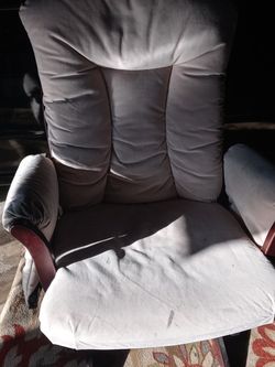 Rockable Chair N Ottoman