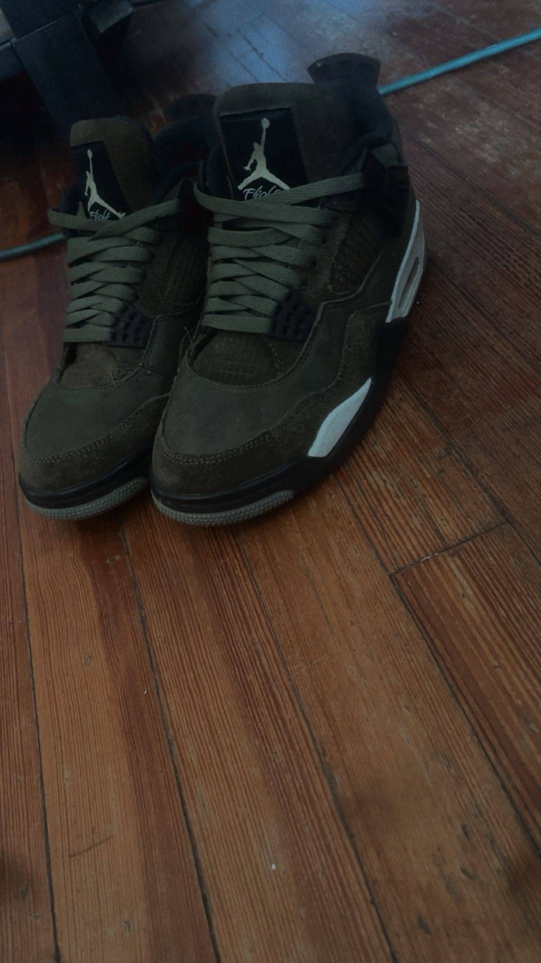 Jordan 4s 