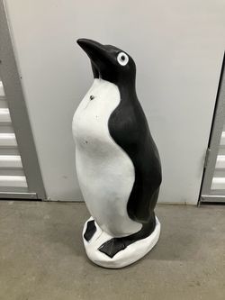 Union Products 1988 Vintage Christmas Penguin Blow Mold 22 Inches