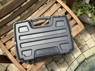 Plano Gun Guard SE Pistol Case 13.5" x 10.13" x 3"