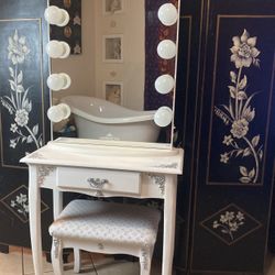 Custom Vintage Vanity Set