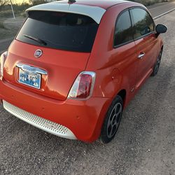2017 Fiat 500E 
