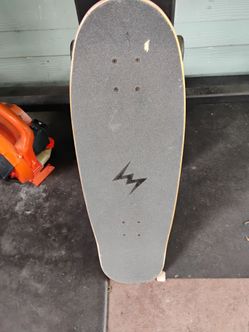 Skateboard