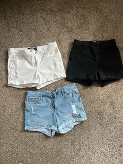 Women’s Hollister shorts