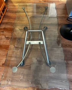 Moving Sale : Mid-Century Modern / Postmodern Sculptural Glass Coffee Table