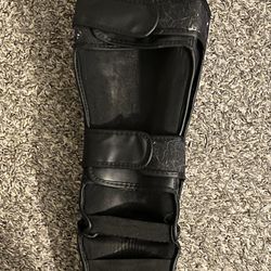 Kick boxing shin guards