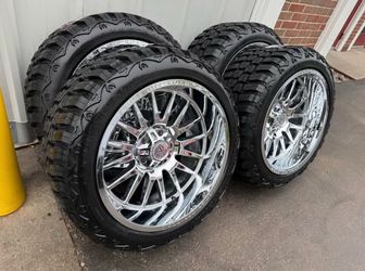 NEW 22x12 chrome gear Offroad wheels wrapped in 33x12.50r22 RBP tires.