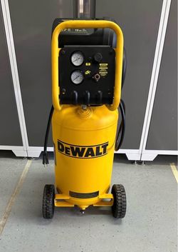 DeWalt 15 Gallon 225Psi Portable Air Compressor