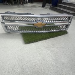 07-13 Chevy Silverado LTZ Grille!!!!!!!
