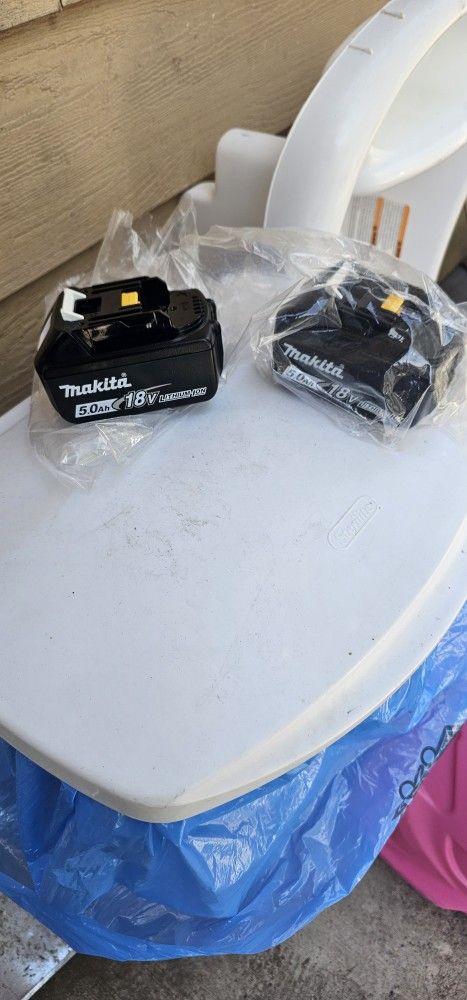 Makita Battery