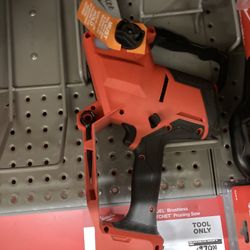 Milwaukee M18 Pruning Saw