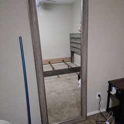 Charcoal Gray Bedset Full-size with mirror