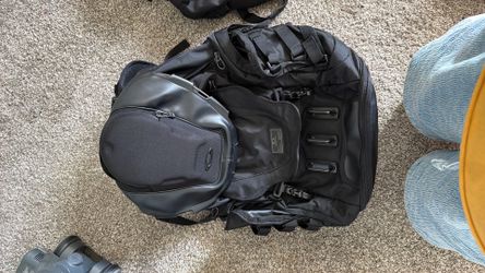 Oakley kitchen sink backpack