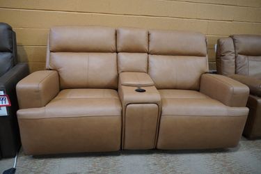 Leather Power Zero-G Console Loveseat — KUKA