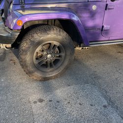 2017 Jeep Wrangler TIRES 