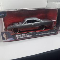 Jada Fast & Furious 1/24 Diecast Dom's Silver Plymouth Road Runner Muscle Car