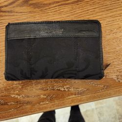 Thirty One Wallet