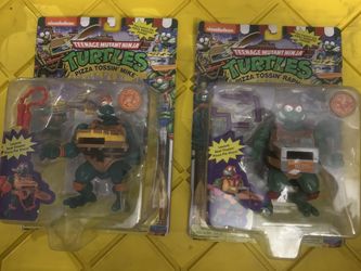 Playmates TMNT Pizza Tossin Mike & Raph Bundle Of 2