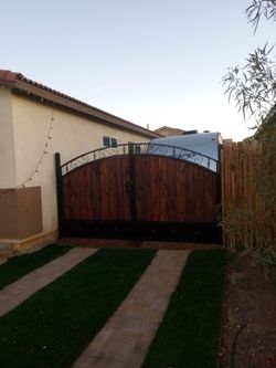 Iron Fencing Gates 