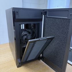 Cooler Master Silencio S400 mATX Gaming Computer Case and Hyper 212 CPU Cooler.