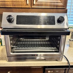 Instant Omni air fryer 