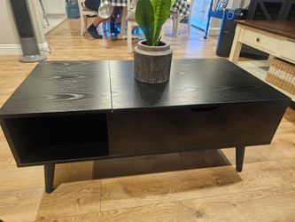 Black lift top cofee table