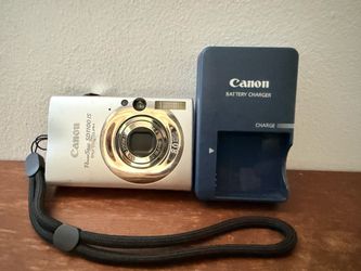 Canon SD1100 Silver Digital Camera