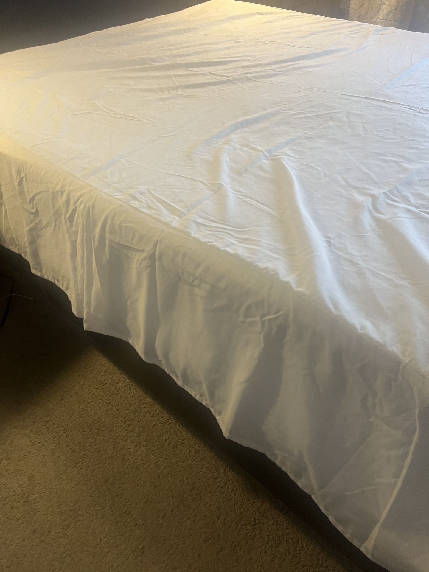 New Queen White Bedskirt 