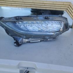2016 - 2021 HONDA CIVIC RIGHT HEADLIGHT PASSENGER SIDE FULL LED GENUINE USED OEM.  DD4