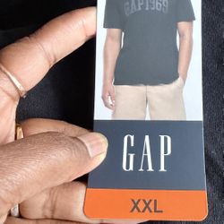 Brand New Men’s GAP t-shirt XXL  for $12 only 
