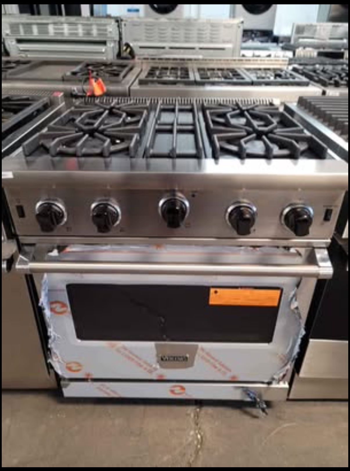 🚨 New Viking - Professional 5 Series 4.0 Cu. Ft. Freestanding Gas Convection Range VGIC53024BSS