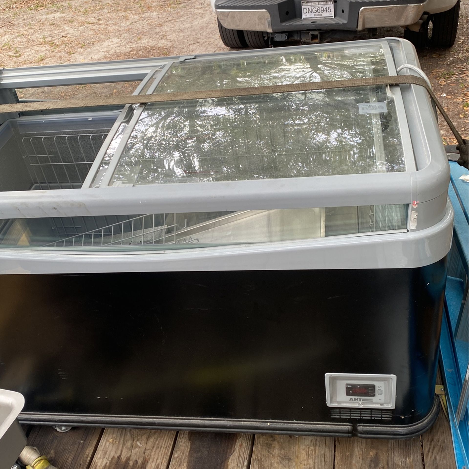 Ice Cream Display Cooler